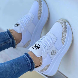 Damskie Sportowe Sneakersy Sznurowane z Grubą Podeszwą i Okrągłym Noskiem