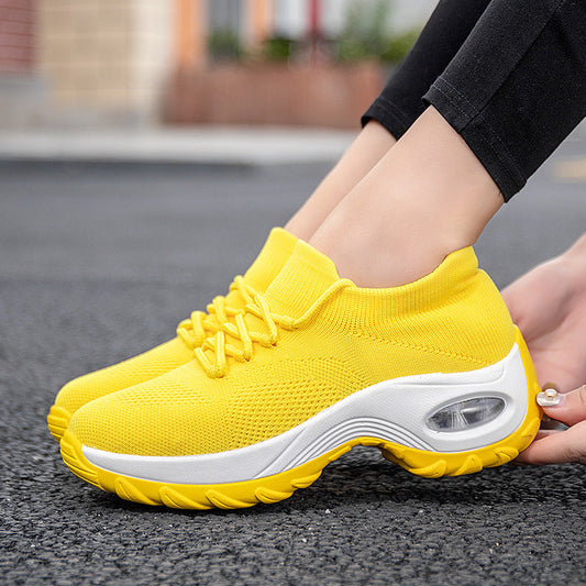 Damskie Buty Sportowe z Dzianiny „Flying Knit”, Okrągłym Noskiem i Wodoodporną Platformą