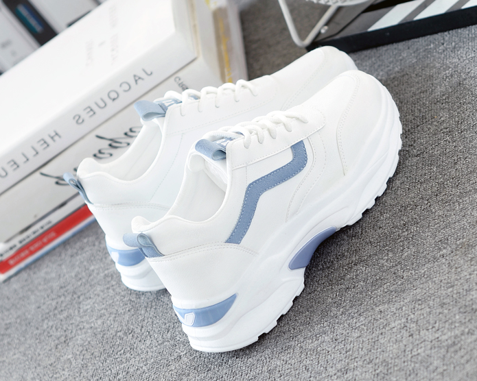Damskie Sznurowane Sneakersy z Okrągłym Noskiem i Płaską Podeszwą
