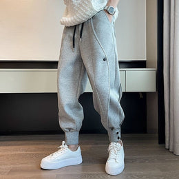 Męskie Joggersy ze Zwężanym Krojem, Funkcjonalnymi Kieszeniami i Zapięciem na Nogawkach