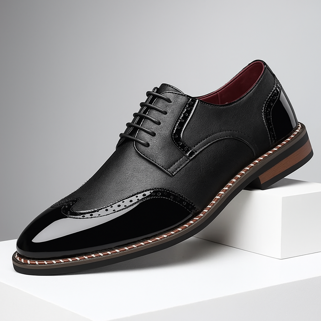 Męskie Buty Brogue z Ozdobnym Perforowaniem i Zakończeniem Wingtip