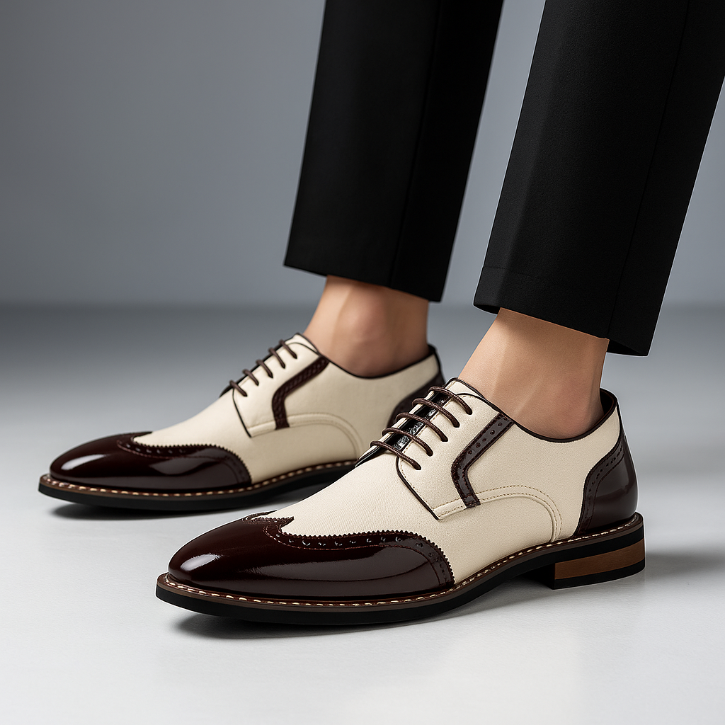 Męskie Buty Brogue z Ozdobnym Perforowaniem i Zakończeniem Wingtip