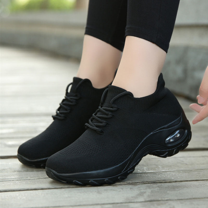 Damskie Buty Sportowe z Dzianiny „Flying Knit”, Okrągłym Noskiem i Wodoodporną Platformą