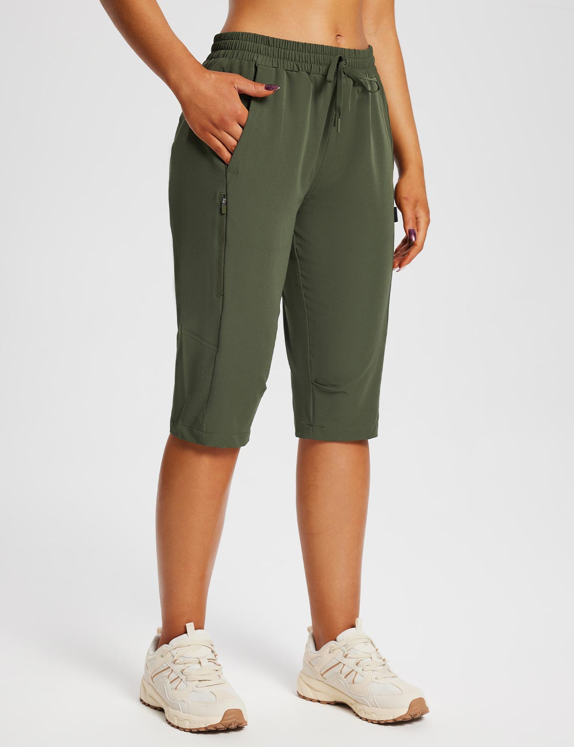 Damskie Spodnie Outdoor Capri z Kieszeniami i Regulowanym Pasem