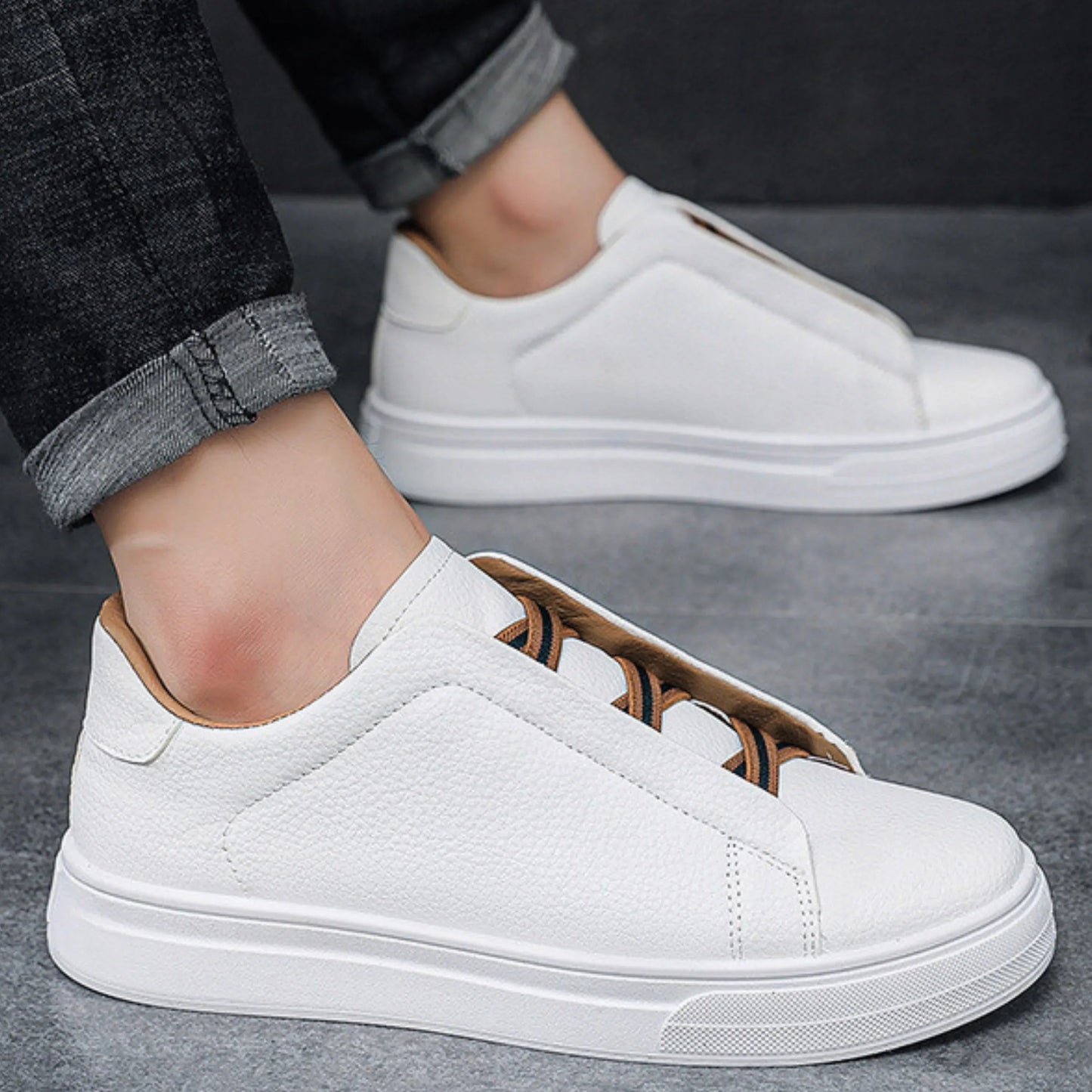 Męskie Sneakersy Wsuwane z Ozdobnym Sznurowaniem i Wytrzymałą Cholewką