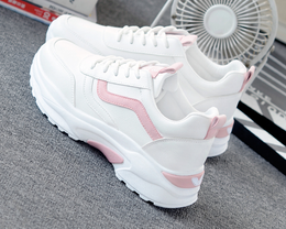 Damskie Sznurowane Sneakersy z Okrągłym Noskiem i Płaską Podeszwą