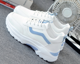 Damskie Sznurowane Sneakersy z Okrągłym Noskiem i Płaską Podeszwą