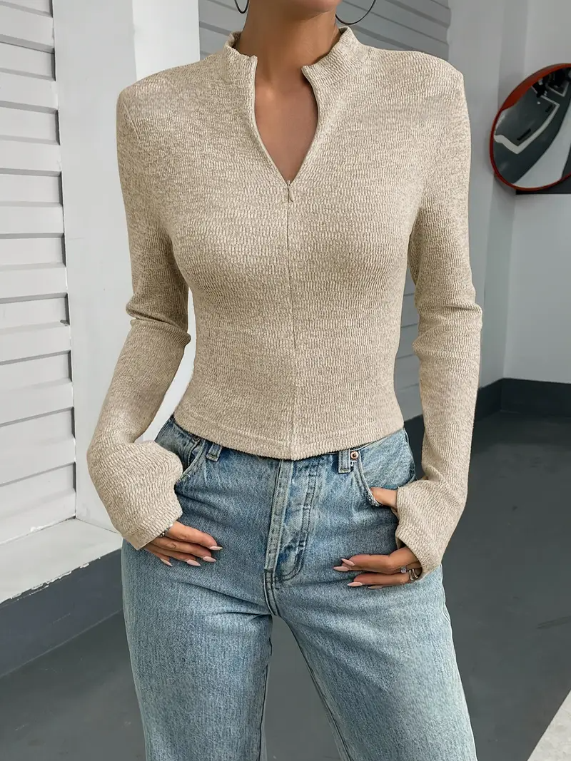 Damski Sweter Dzianinowy Slim Fit z Nieprzezroczystym Wykończeniem