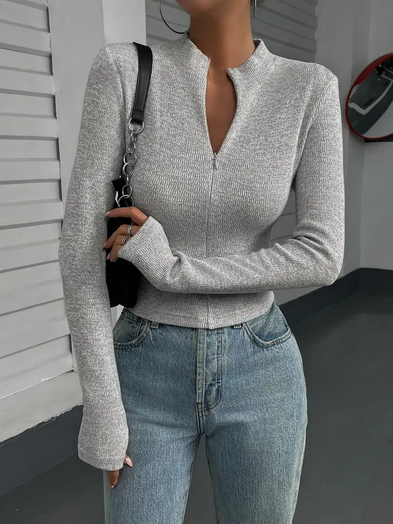 Damski Sweter Dzianinowy Slim Fit z Nieprzezroczystym Wykończeniem