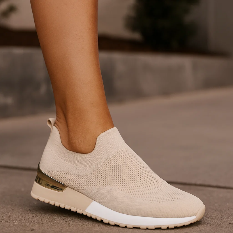 Damskie Sneakersy Wsuwane z Oddychającą Siatką i Metalicznym Zapiętkiem