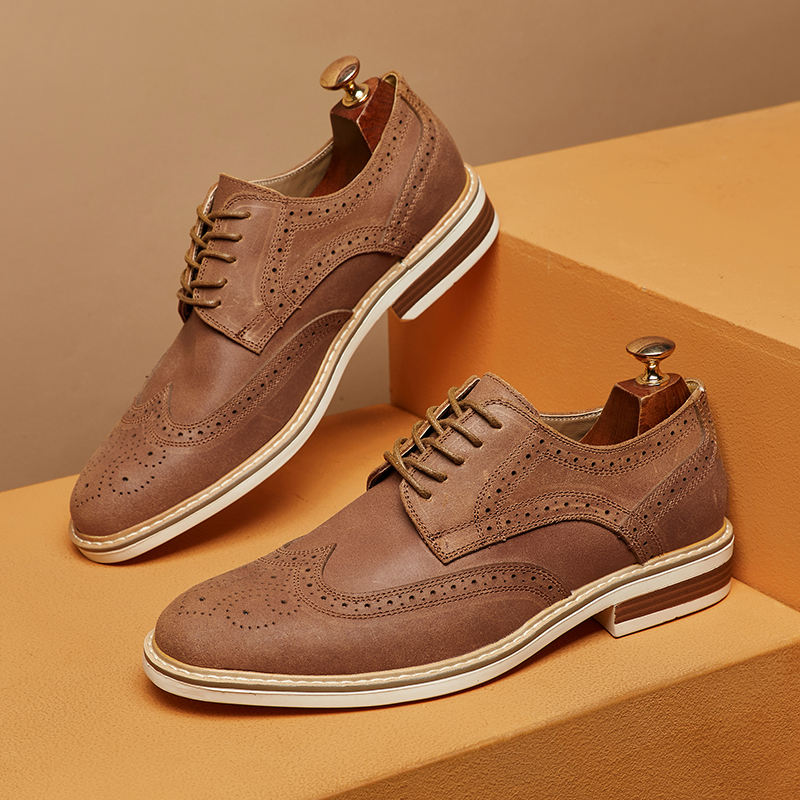 Męskie Buty Sznurowane z Wingtips i Ażurowymi Detalami (Brogue)