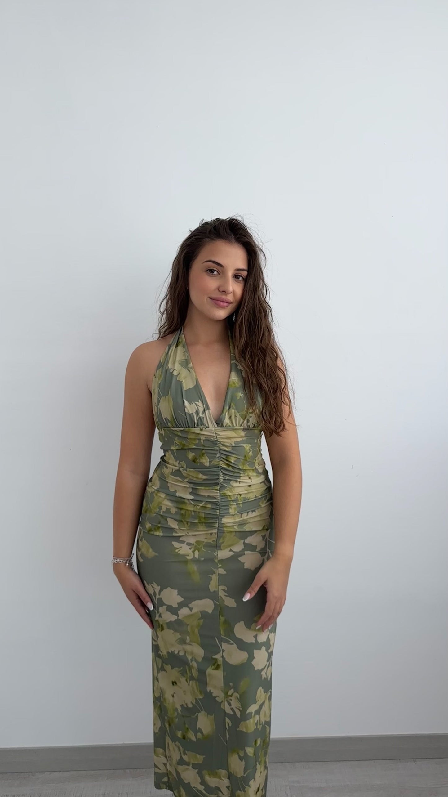 Damska Sukienka Midi Khaki One Size z Regulacją – Fason Rozkloszowany