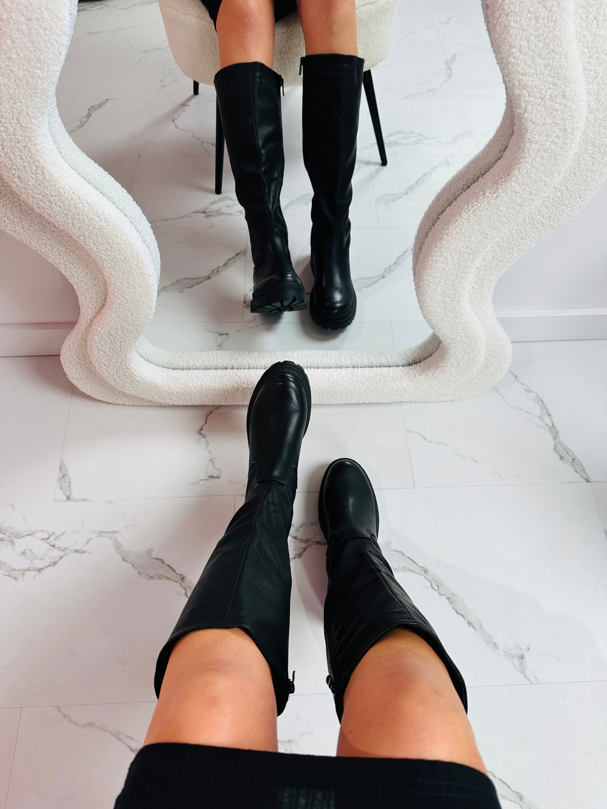Damskie Wysokie Buty Z Bocznym Zamkiem Błyskawicznym I Platformą