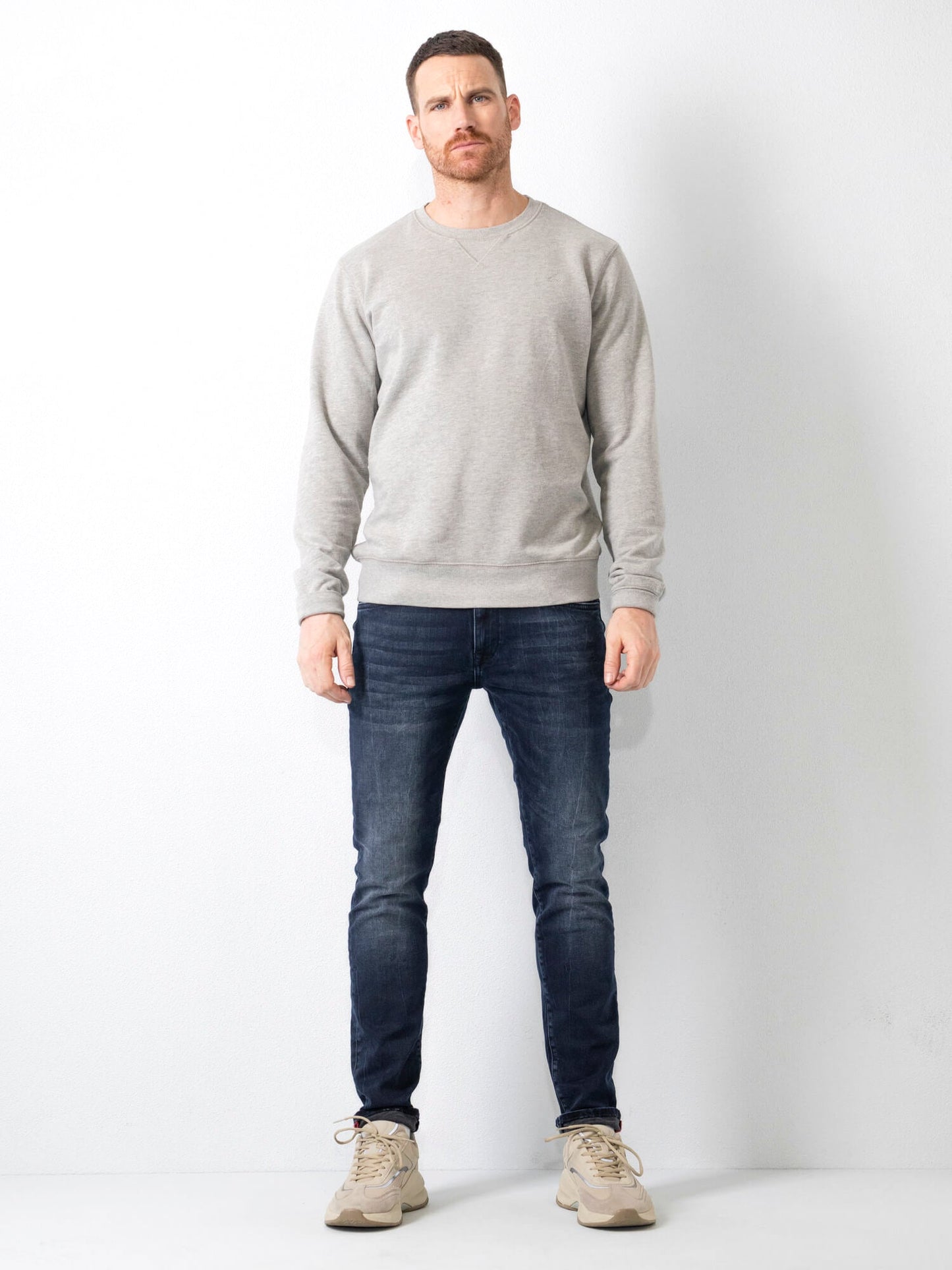 Męskie Jeansy Slim Fit z Klasycznym Układem Pięciu Kieszeni