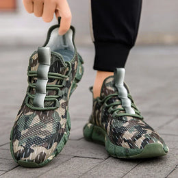 Męskie Sneakersy z Oddychającą Siatką, Wzorem Kamuflażu i Grubą Podeszwą
