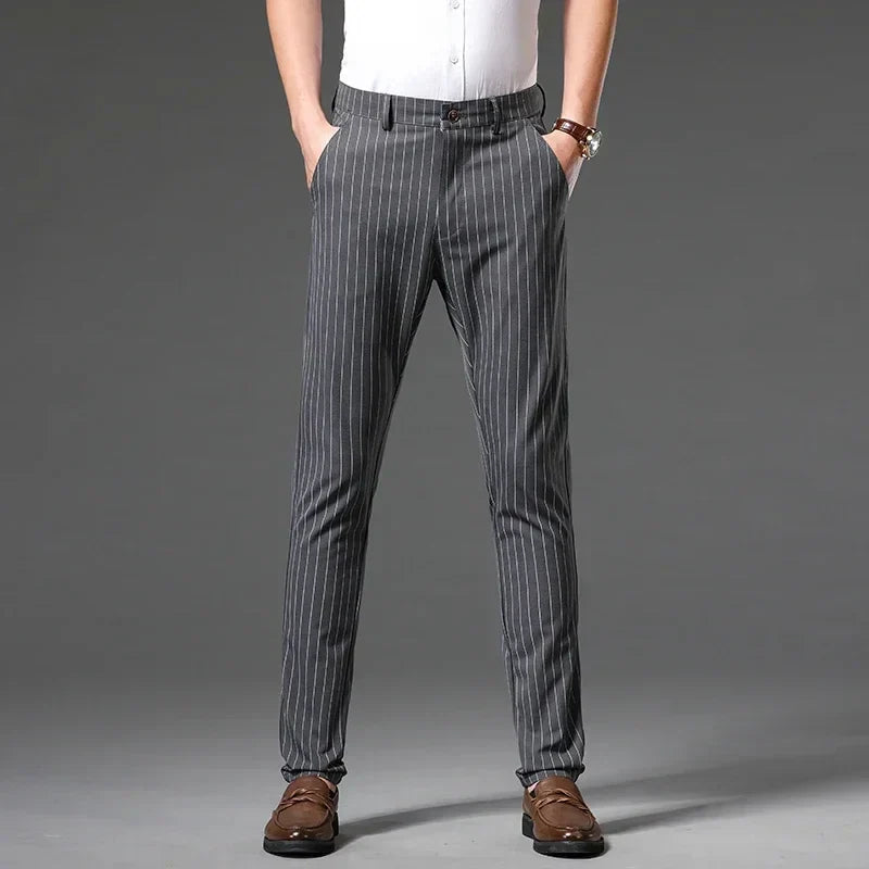 Męskie Spodnie w Paski Slim Fit Stan Średni