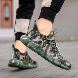 Męskie Sneakersy z Oddychającą Siatką, Wzorem Kamuflażu i Grubą Podeszwą