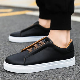 Męskie Sneakersy o Minimalistycznym Designie z Elastyczną Podeszwą i Smukłym Dopasowaniem