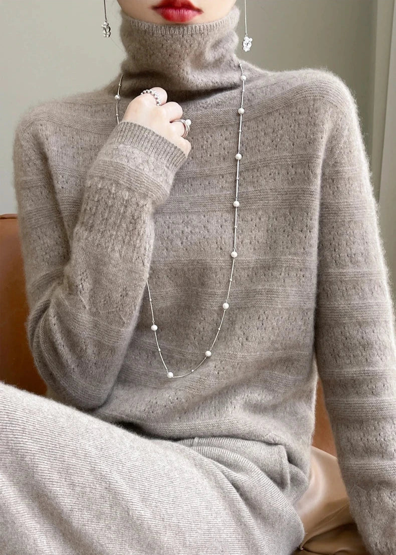 Damski Sweter z Golfem z Subtelnym Wzorem