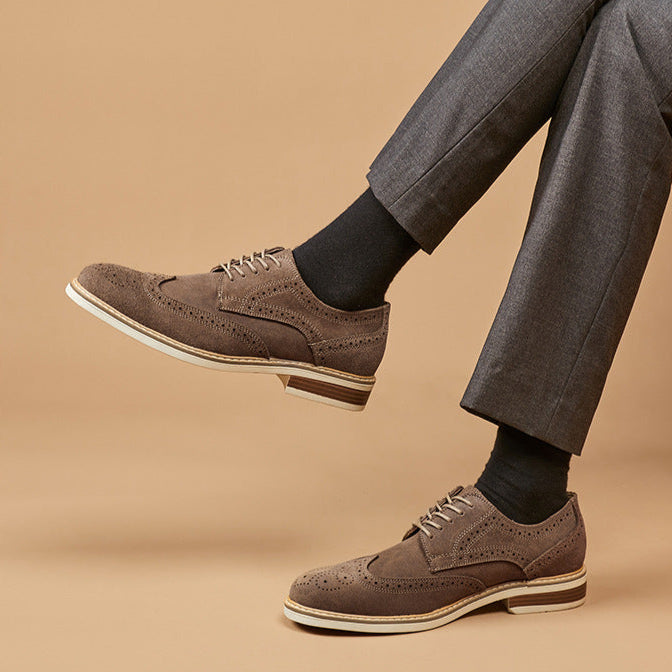 Męskie Buty Sznurowane z Wingtips i Ażurowymi Detalami (Brogue)