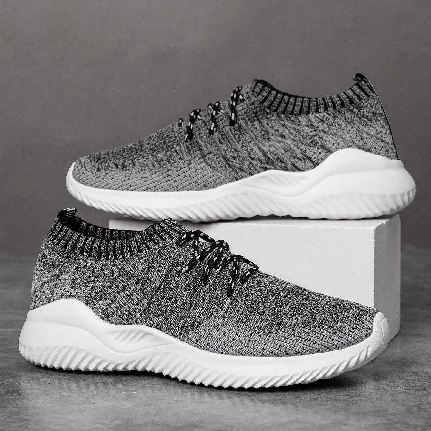 Męskie Sneakersy z Siatki z Elastycznym Kołnierzem i Gumową Podeszwą