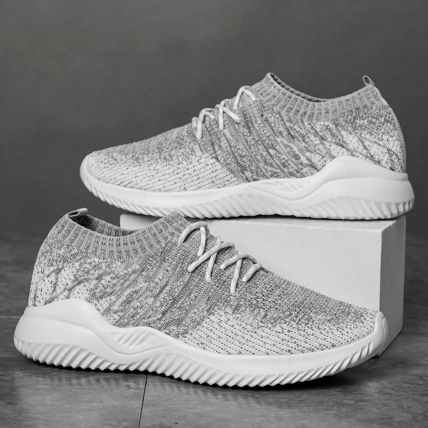 Męskie Sneakersy z Siatki z Elastycznym Kołnierzem i Gumową Podeszwą