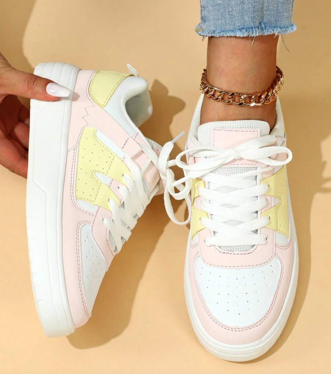 Damskie Sneakersy na Platformie ze Sznurowaniem i Okrągłym Noskiem