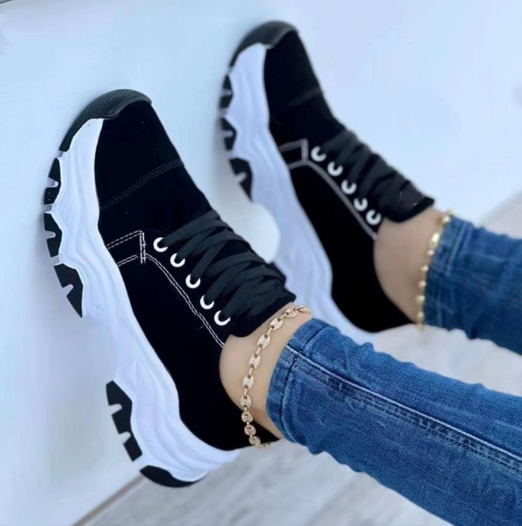 Damskie Letnie Sneakersy Sportowe na Platformie z Sznurowaniem, Okrągłym Noskiem i Średnim Obcasem