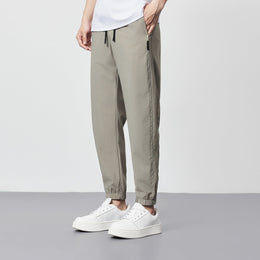 Meskie Letnie, Lodowo-Jedwabne, Chlodne, Cienkie, Skrocone, Zwezane Spodnie Ze Srednim Stanem I Dlugoscia Do Kostki, Ze Sciagaczem Micro Elastic
