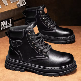 Męskie Buty Z Paskiem Na Klamrę, Przyczepną Podeszwą I Przeszytą Cholewką