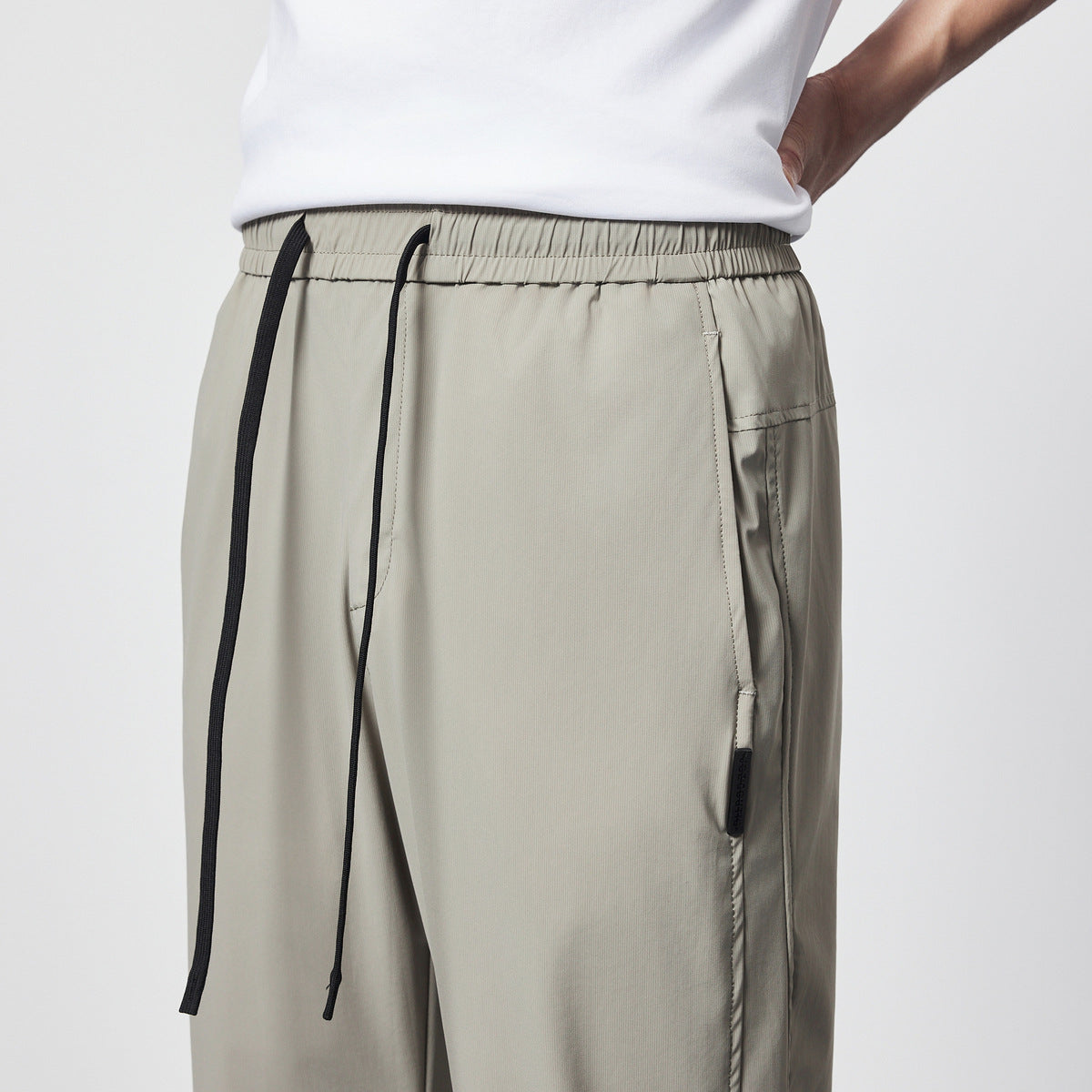 Meskie Letnie, Lodowo-Jedwabne, Chlodne, Cienkie, Skrocone, Zwezane Spodnie Ze Srednim Stanem I Dlugoscia Do Kostki, Ze Sciagaczem Micro Elastic
