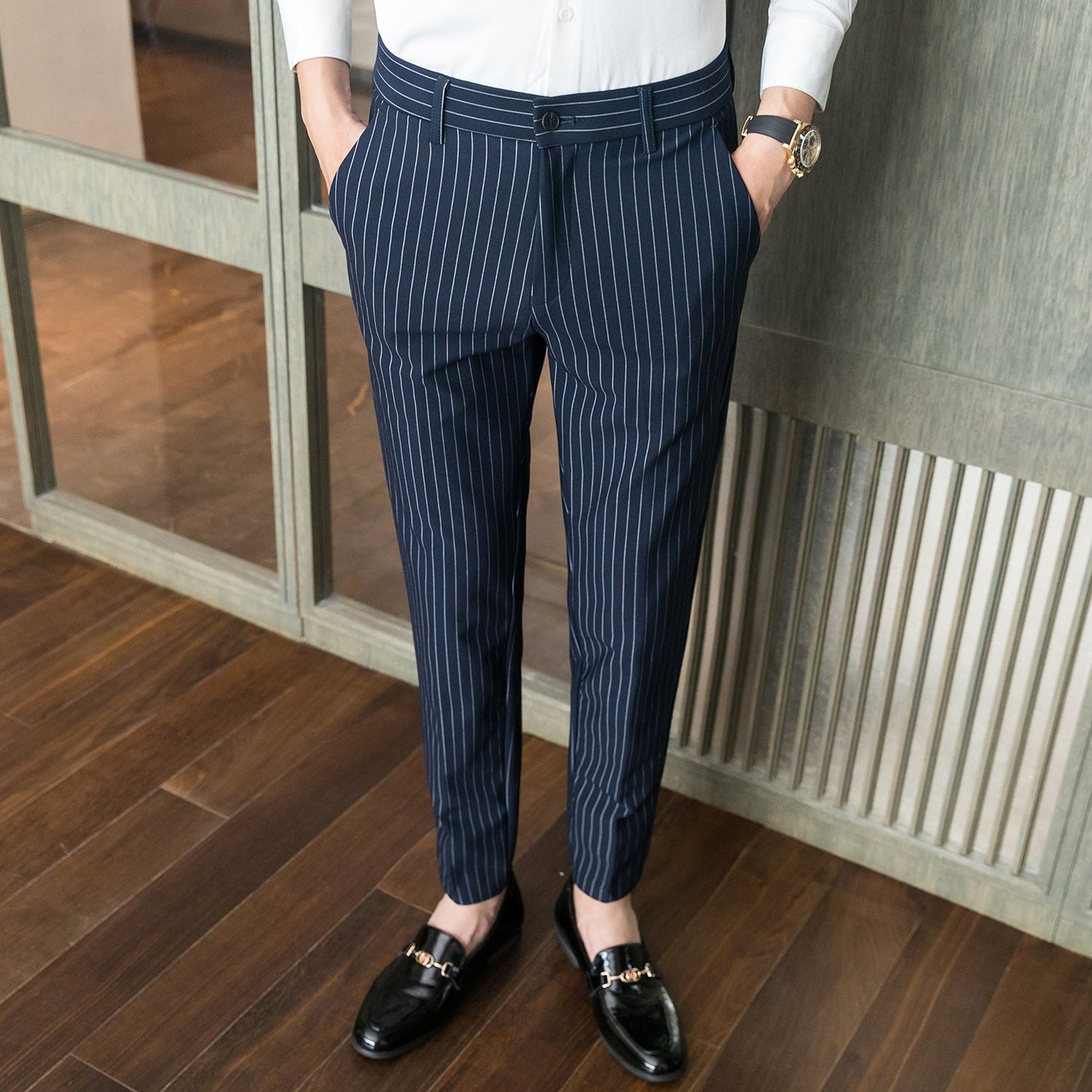 Męskie Spodnie Wizytowe – Slim Fit, Pionowe Paski, Prosta Nogawka, Średni Stan