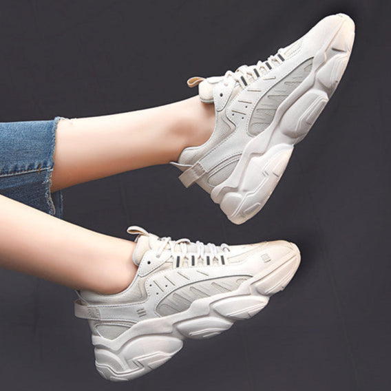 Damskie Sneakersy Wodoodporne na Platformie ze Średnim Obcasem, Sznurowane, Okrągły Nosek, Beżowe