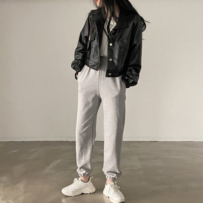 Damska Wiosenna Kurtka o Luźnym Kroju z Efektem Imitacji Skóry — Bordowa lub Czarna