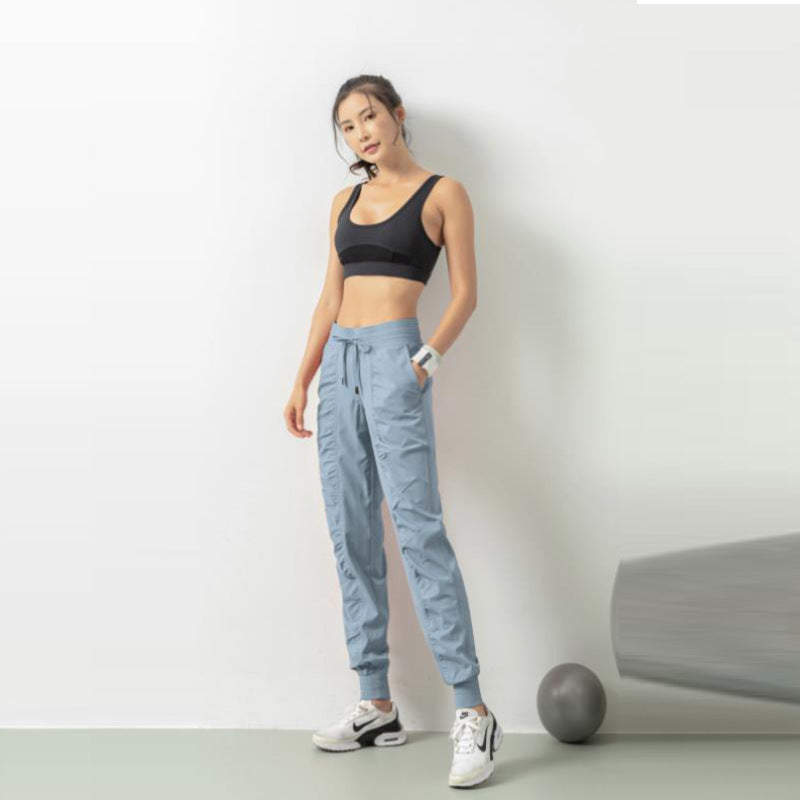 Damskie Spodnie Fitness Ze Slim Fit, Tekstura Ze Zmarszczek I Zwezanymi Nogawkami