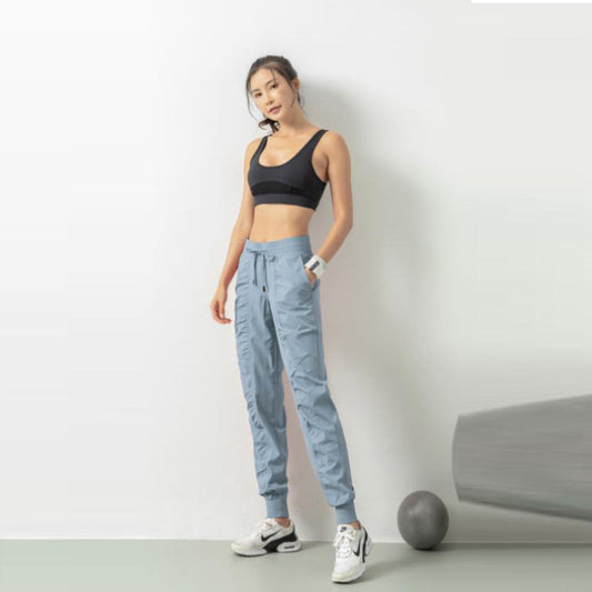 Damskie Spodnie Fitness Ze Slim Fit, Tekstura Ze Zmarszczek I Zwezanymi Nogawkami