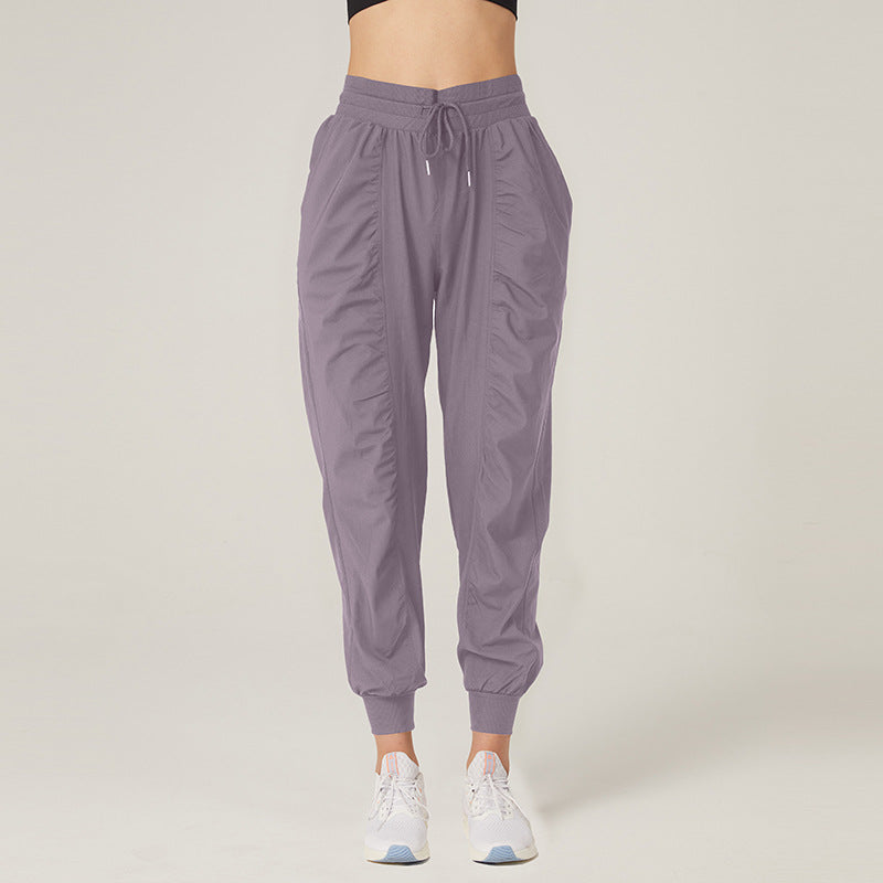 Damskie Spodnie Fitness Ze Slim Fit, Tekstura Ze Zmarszczek I Zwezanymi Nogawkami