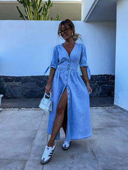 Damska Sukienka Midi z Tkaniny Denim Blend – Dekolt V i Krótkie Rękawy