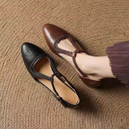Damskie Buty Na Niskim Obcasie Ze Szpiczastym Noskiem I Paskiem Krzyzowym