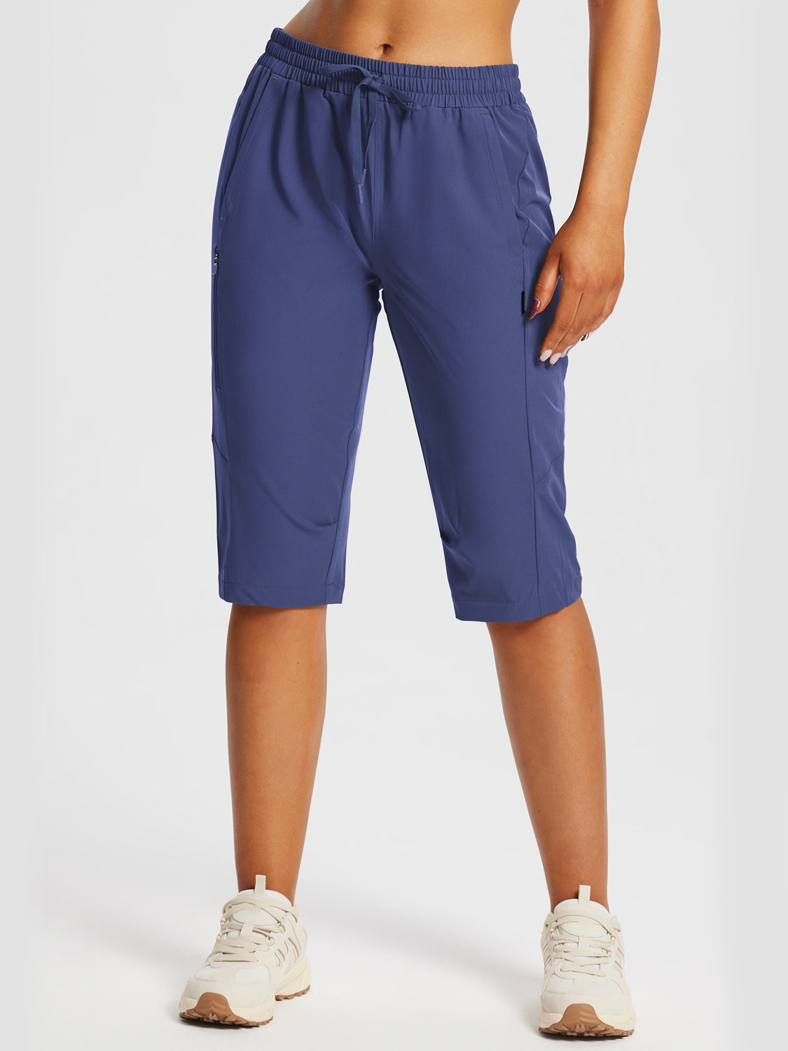Damskie Spodnie Outdoor Capri z Kieszeniami i Regulowanym Pasem