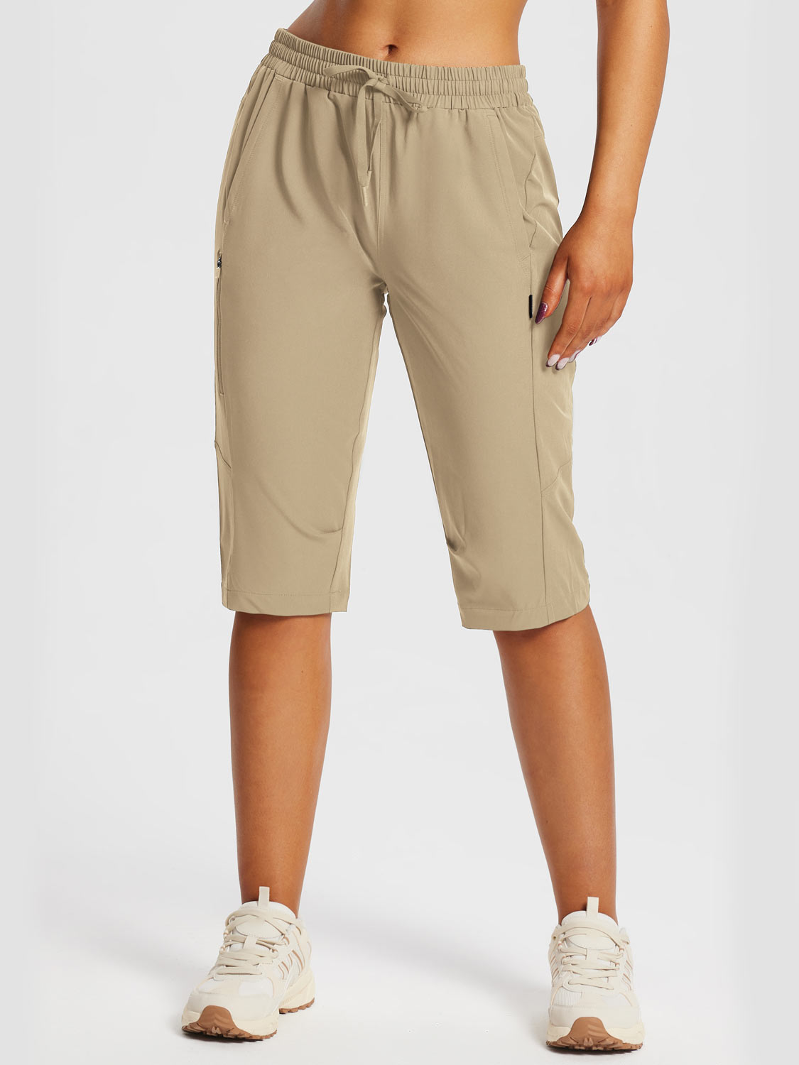 Damskie Spodnie Outdoor Capri z Kieszeniami i Regulowanym Pasem