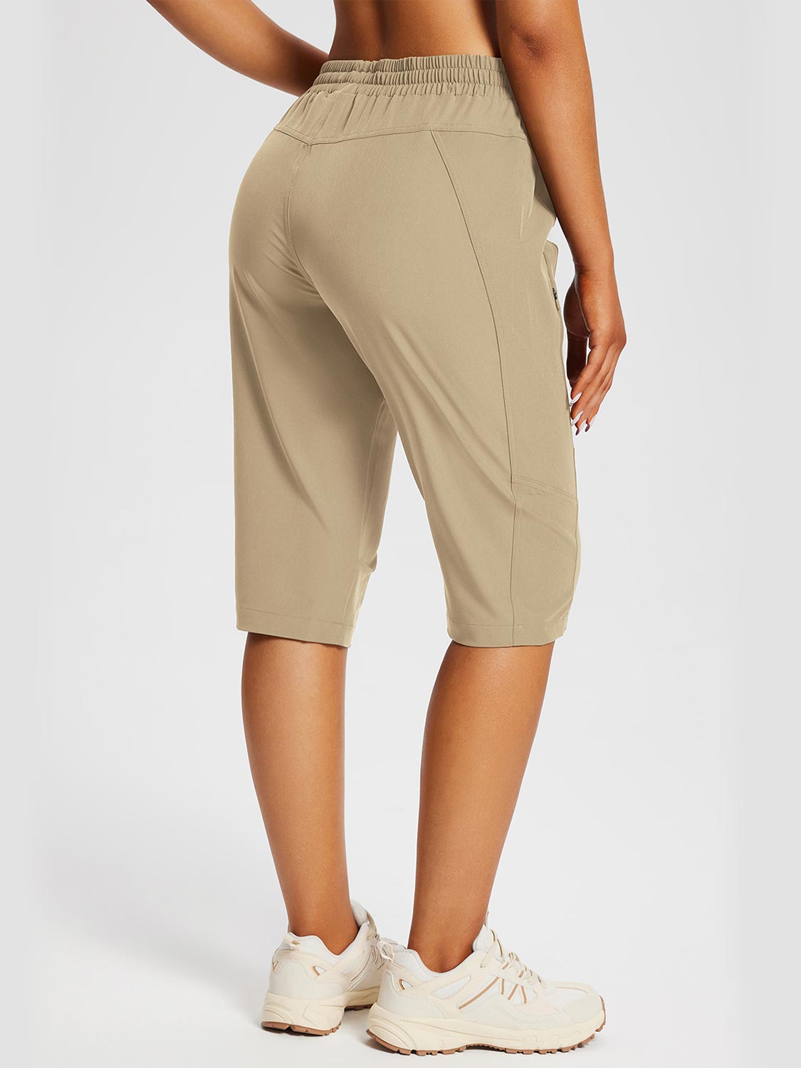 Damskie Spodnie Outdoor Capri z Kieszeniami i Regulowanym Pasem
