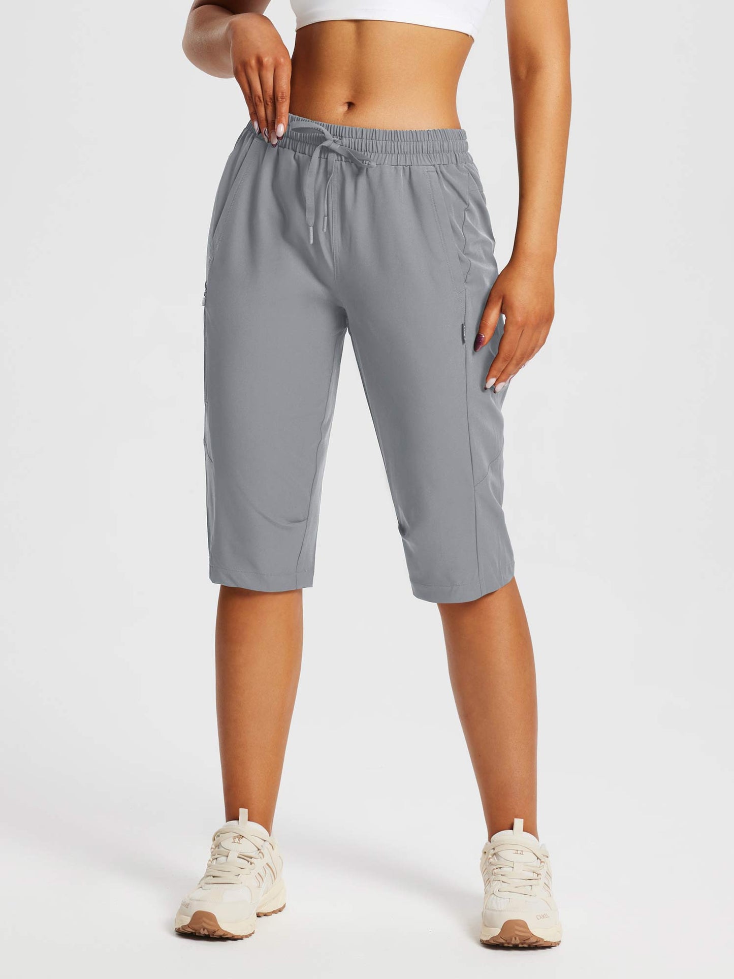 Damskie Spodnie Outdoor Capri z Kieszeniami i Regulowanym Pasem