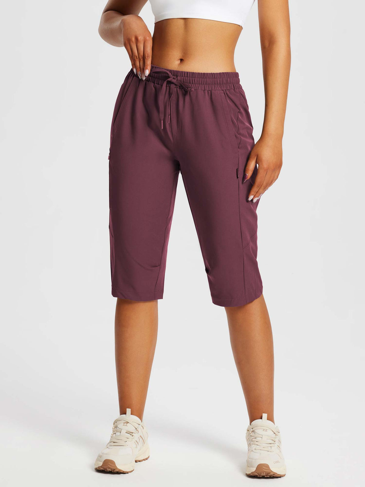 Damskie Spodnie Outdoor Capri z Kieszeniami i Regulowanym Pasem