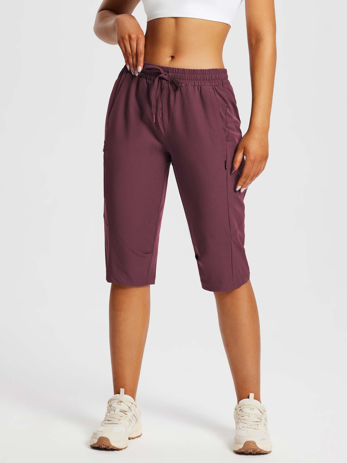 Damskie Spodnie Outdoor Capri z Kieszeniami i Regulowanym Pasem