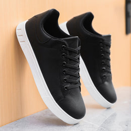 Męskie Niskie Buty Sznurowane Okrągłym Noskiem i Gumową Podeszwą