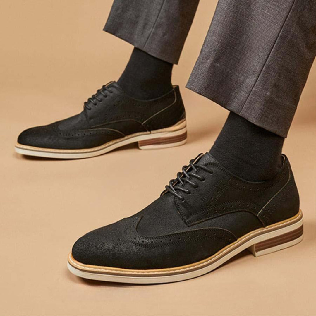 Męskie Buty Sznurowane z Wingtips i Ażurowymi Detalami (Brogue)